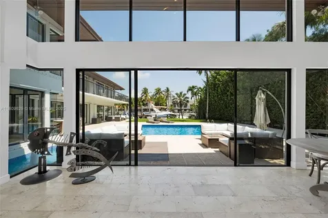 201 Knollwood Drive Key Biscayne FL 33149