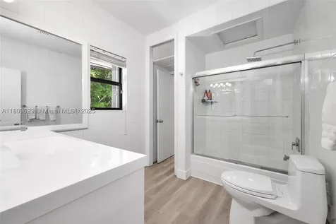 201 Knollwood Drive Key Biscayne FL 33149