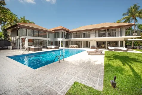 201 Knollwood Drive Key Biscayne FL 33149