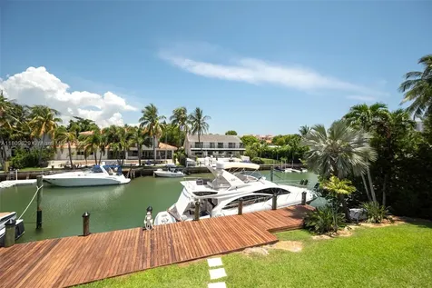 201 Knollwood Drive Key Biscayne FL 33149