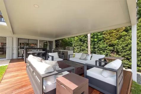 201 Knollwood Drive Key Biscayne FL 33149