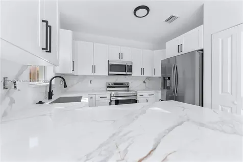 1470 SE 26th Avenue Homestead FL 33035