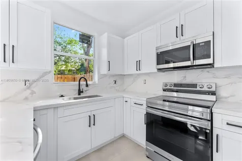 1470 SE 26th Avenue Homestead FL 33035