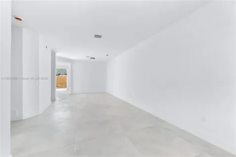 1470 SE 26th Avenue Homestead FL 33035