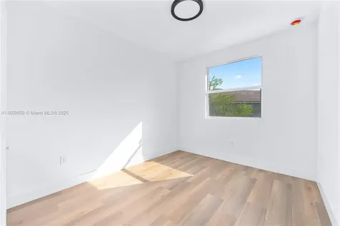 1470 SE 26th Avenue Homestead FL 33035