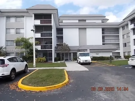 721 N Pine Island Road Plantation FL 33324
