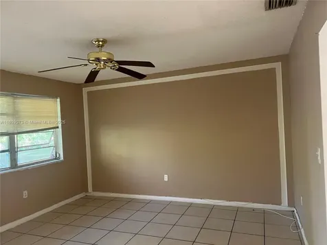 6301 Moseley Street Hollywood FL 33024