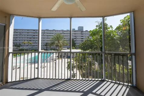 1770 NE 191st Street Miami FL 33179