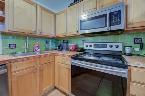 1770 NE 191st Street Miami FL 33179