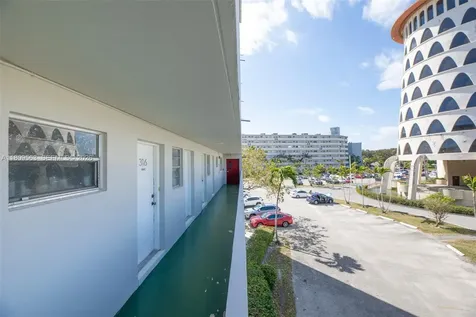 1770 NE 191st Street Miami FL 33179