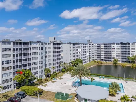 1770 NE 191st Street Miami FL 33179