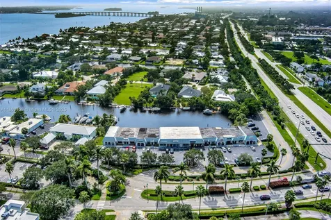 77 Royal Palm Point Vero Beach FL 32960