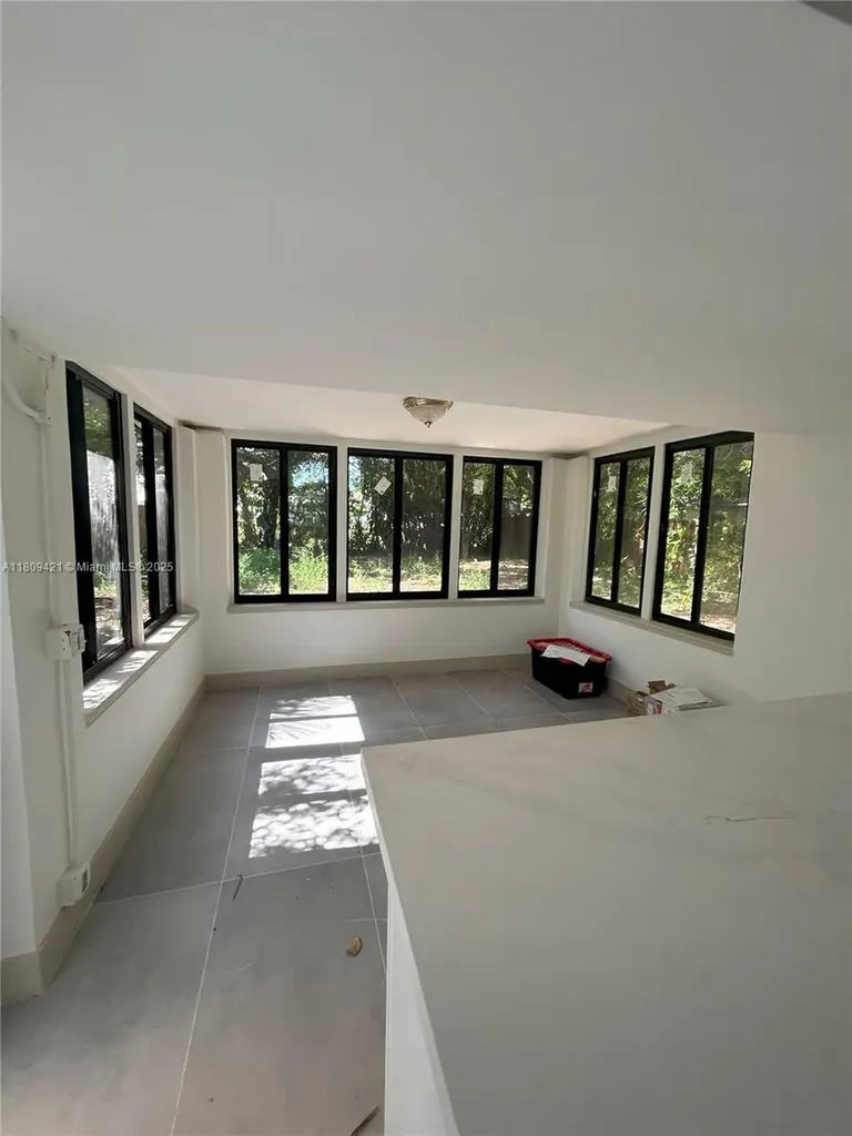 421 SW 11th Street Fort Lauderdale FL 33315