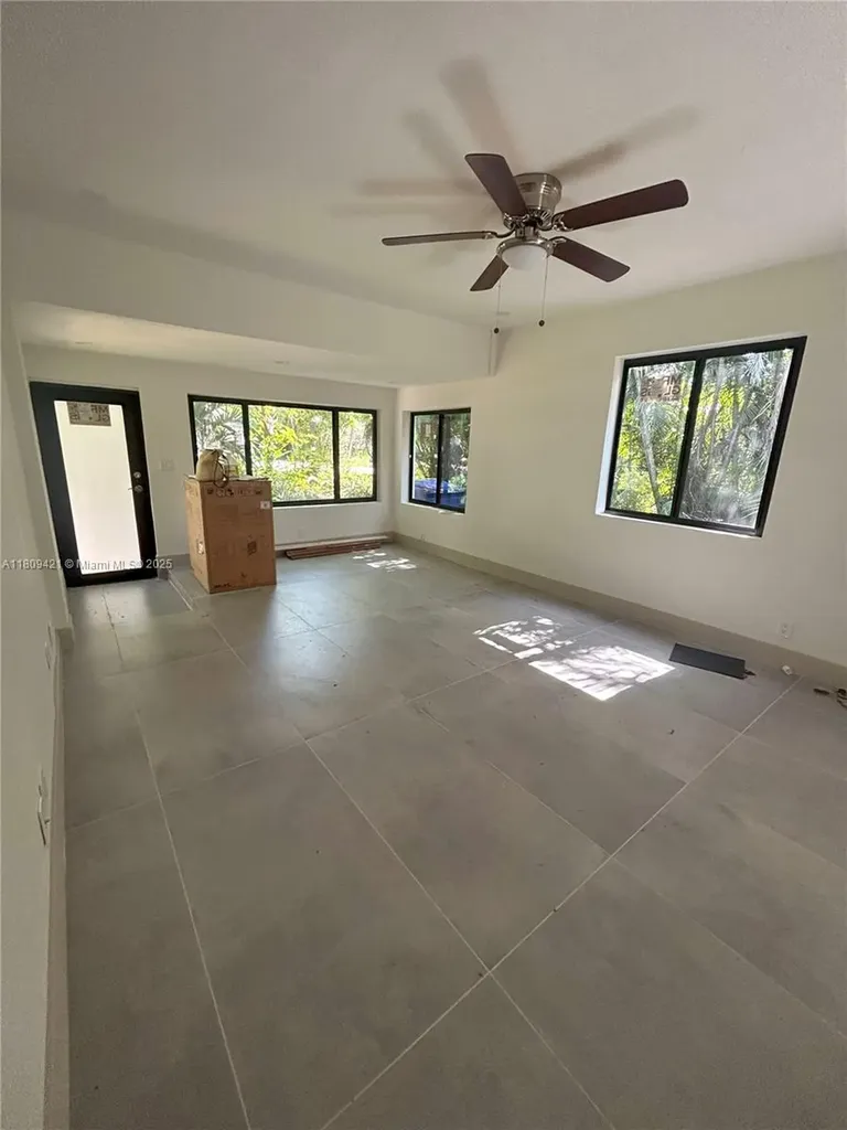 421 SW 11th Street Fort Lauderdale FL 33315