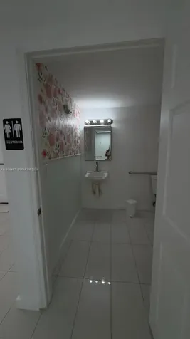3960 W 16th Avenue Hialeah FL 33012