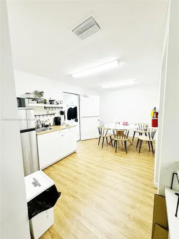 3960 W 16th Avenue Hialeah FL 33012