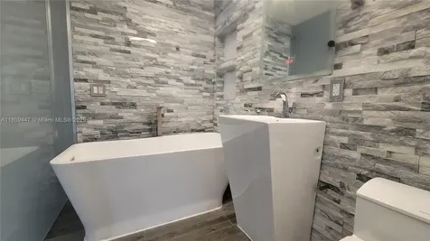14641 SW 52nd Street Miami FL 33175