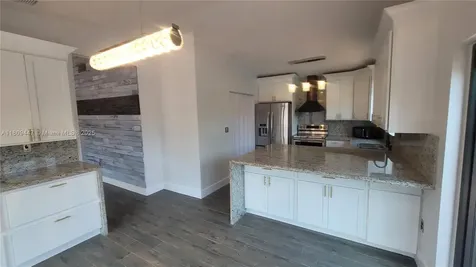 14641 SW 52nd Street Miami FL 33175