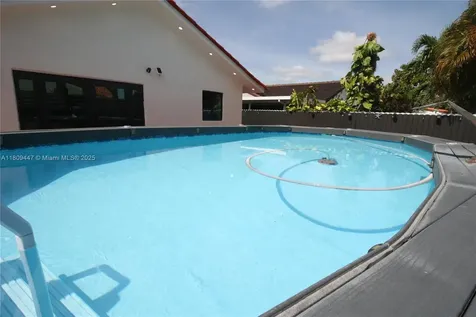 14641 SW 52nd Street Miami FL 33175