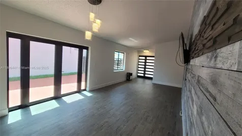 14641 SW 52nd Street Miami FL 33175
