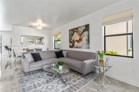 3336 W 91st Terrace Hialeah FL 33018