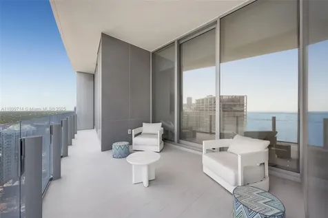 300 Biscayne Blvd Way Miami FL 33131