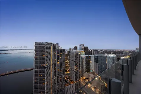 300 Biscayne Blvd Way Miami FL 33131
