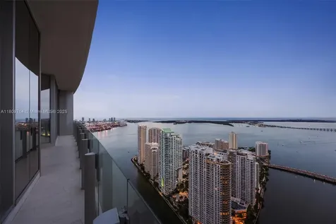 300 Biscayne Blvd Way Miami FL 33131