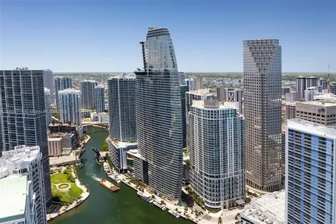 300 Biscayne Blvd Way Miami FL 33131