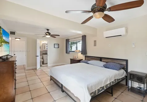 6241 SW 20th Terrace Miami FL 33155