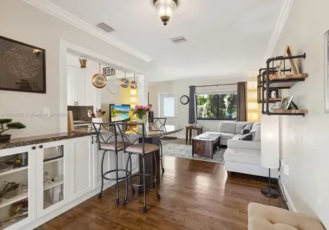 6241 SW 20th Terrace Miami FL 33155