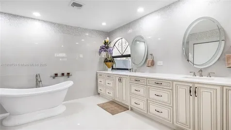 10412 NW 6th Street Coral Springs FL 33071