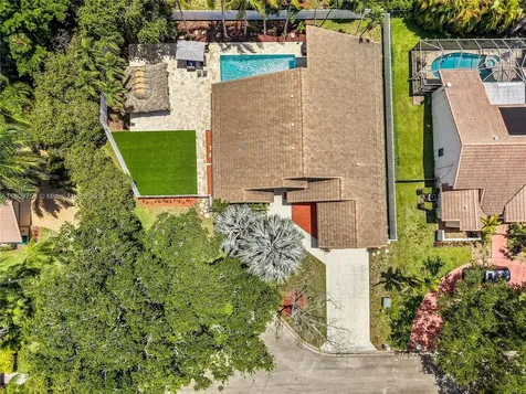 10412 NW 6th Street Coral Springs FL 33071