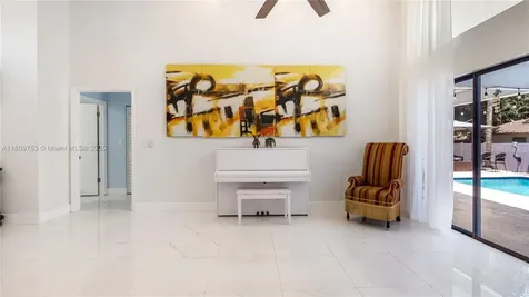 10412 NW 6th Street Coral Springs FL 33071