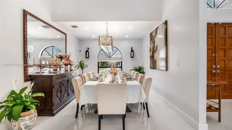 10412 NW 6th Street Coral Springs FL 33071