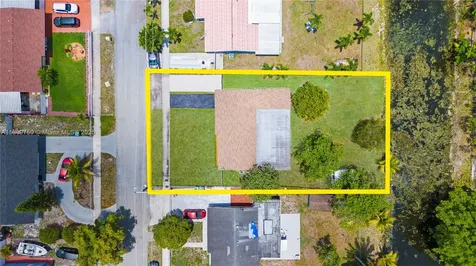 18011 NW 48th Place Miami Gardens FL 33055