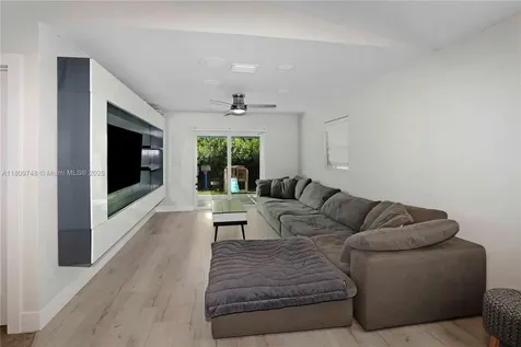 1901 NW 4th Street Pompano Beach FL 33069