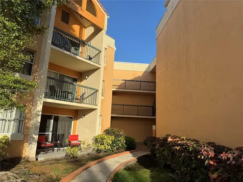 6276 NW 186th Street Hialeah FL 33015