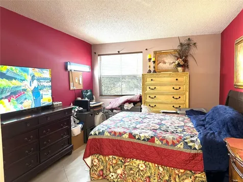 6276 NW 186th Street Hialeah FL 33015