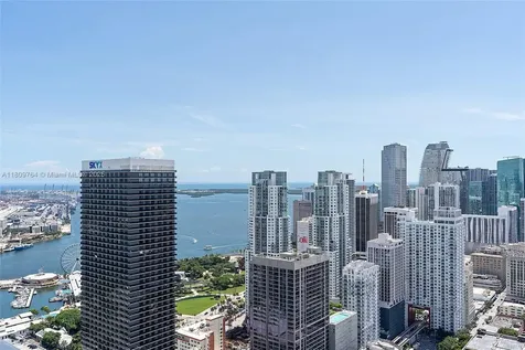 601 NE 1st Avenue Miami FL 33132