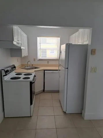 1975 NE 135th Street North Miami FL 33181