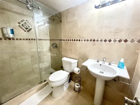 19201 Collins Avenue Sunny Isles Beach FL 33160
