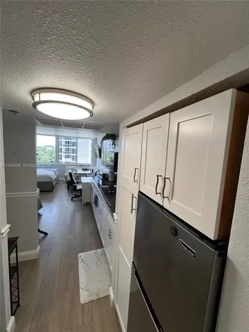 19201 Collins Avenue Sunny Isles Beach FL 33160