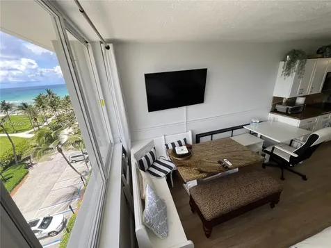 19201 Collins Avenue Sunny Isles Beach FL 33160