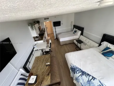 19201 Collins Avenue Sunny Isles Beach FL 33160