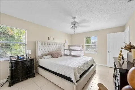 2330 SW Lejune Street Port St. Lucie FL 34953