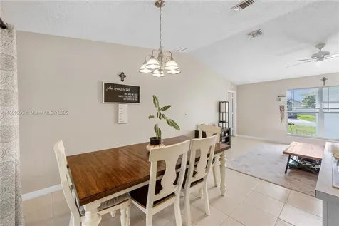 2330 SW Lejune Street Port St. Lucie FL 34953