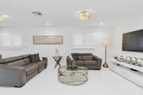 14318 SW 17th Street Miami FL 33175