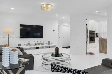 14318 SW 17th Street Miami FL 33175