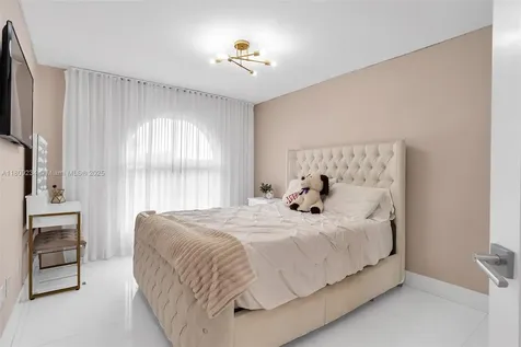 14318 SW 17th Street Miami FL 33175